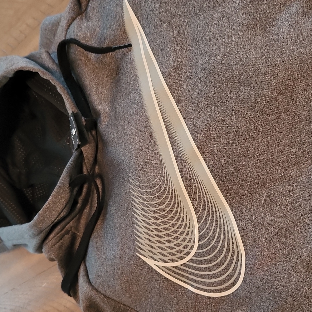 Nike dri fit hoodie
